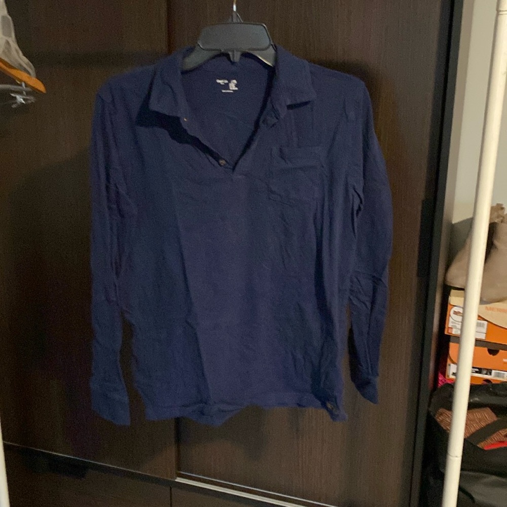 Gap shirt